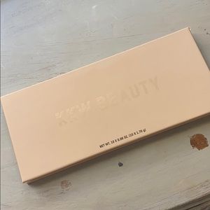 KKW Classic Blossom Eyeshadow Palette